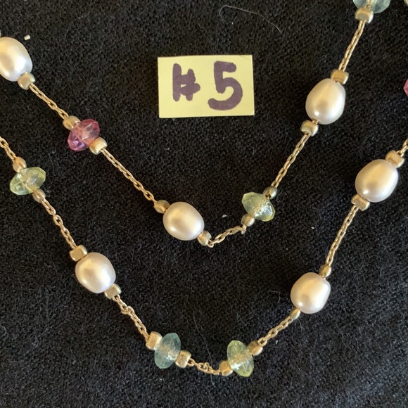 Lovely gold color necklace, earring set. Make me an offer I can’t refuse. - Picture 4 of 8